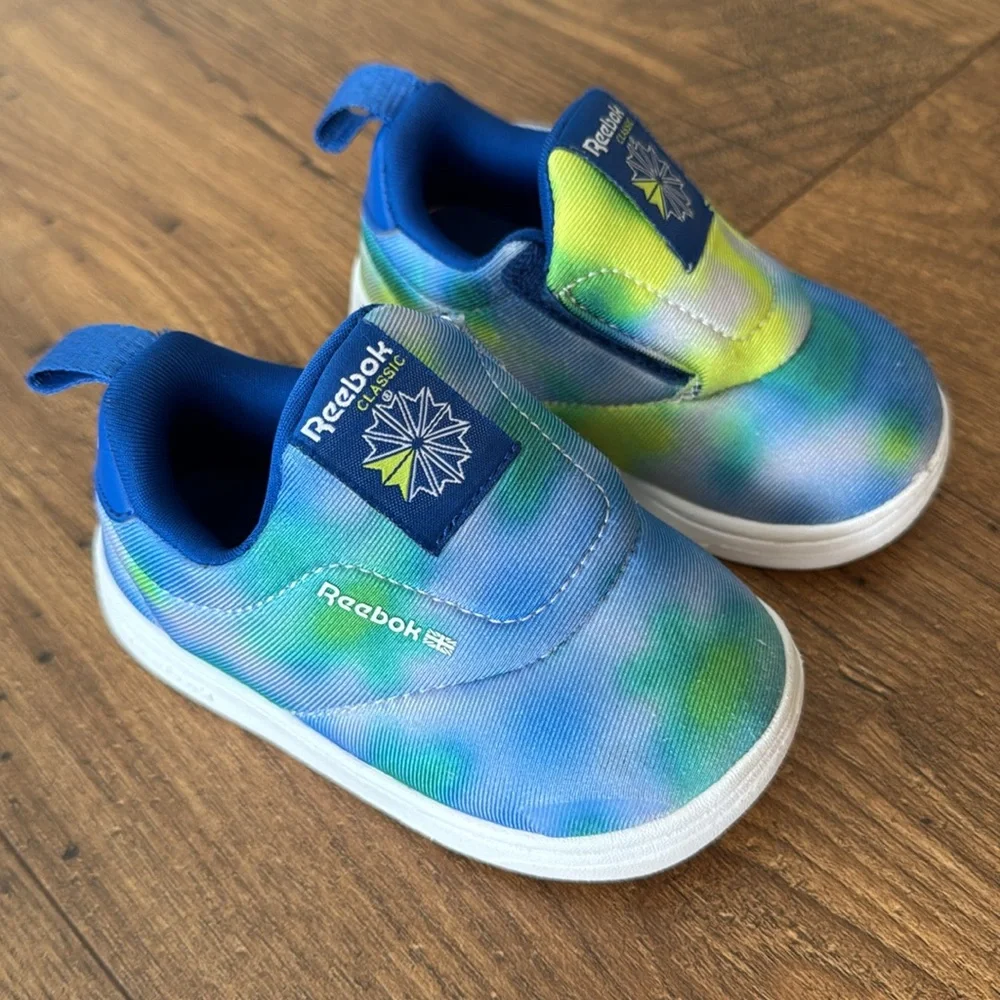 Reebok cute tie